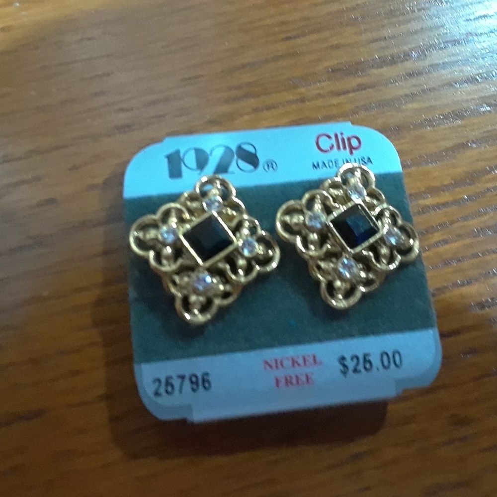 1928 clip on earrings